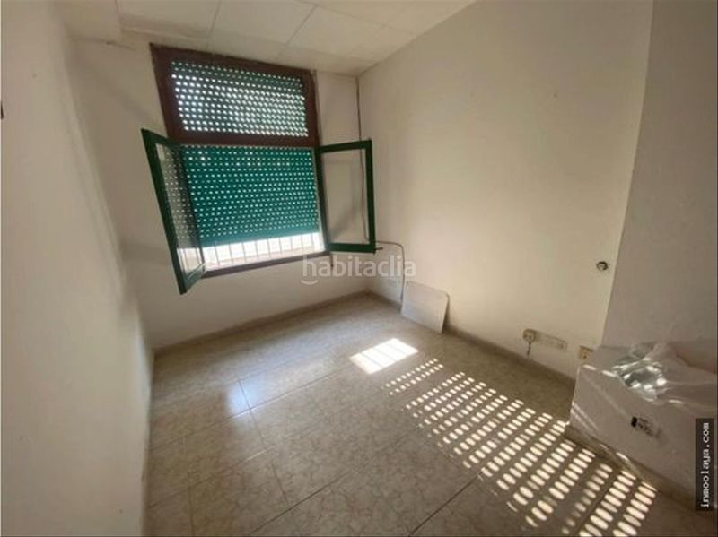 Foto 87e9fc6c-d3fe-4c7b-aa8b-9b6a6190caf5. Local comercial venta local en l´ en l´Estartit poble Estartit