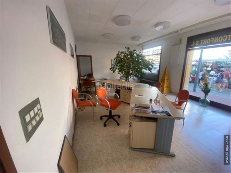Foto bd4b21b8-04b5-4d42-a5d6-857ae0ddc033. Local comercial venta local en l´ en l´Estartit poble Estartit