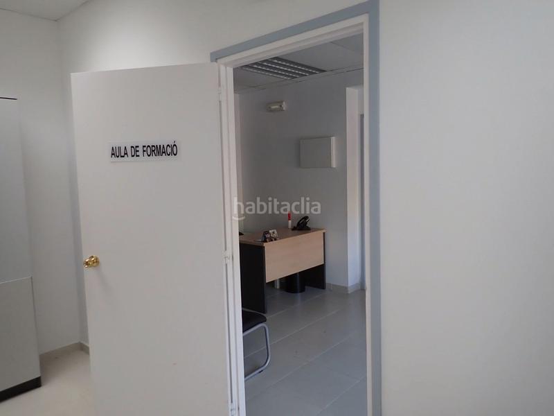 Foto 426f7489-21f3-4050-b12d-c2c882794d7b. Local comercial venta o alquiler local comercial en Viladecans