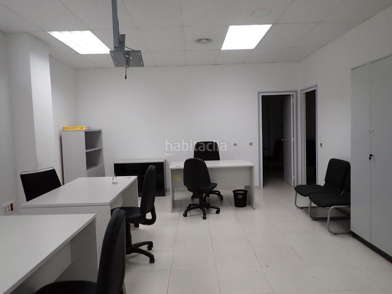 Foto 45767d44-dd30-4bf1-86fd-e02cb5b18d35. Local comercial venta o alquiler local comercial en Viladecans