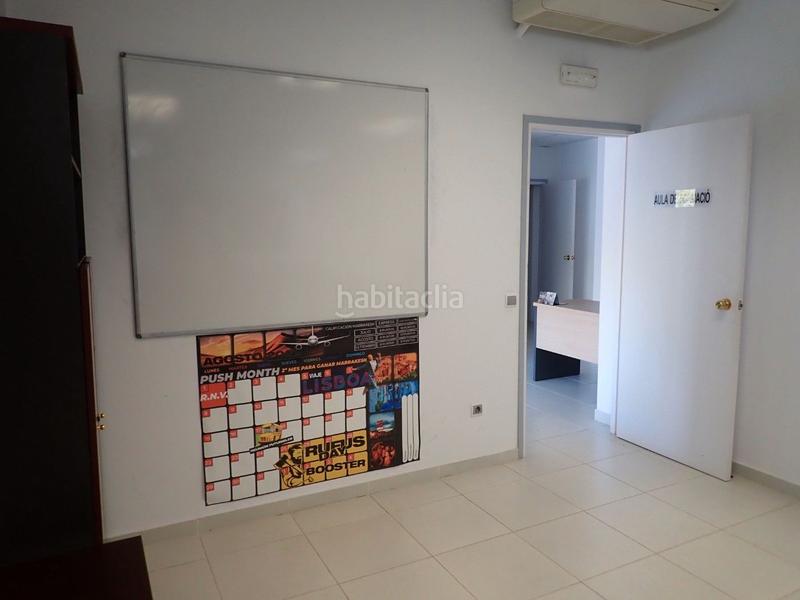 Foto 4c56fb74-81e0-492f-b721-8f64742e6703. Local comercial venta o alquiler local comercial en Viladecans