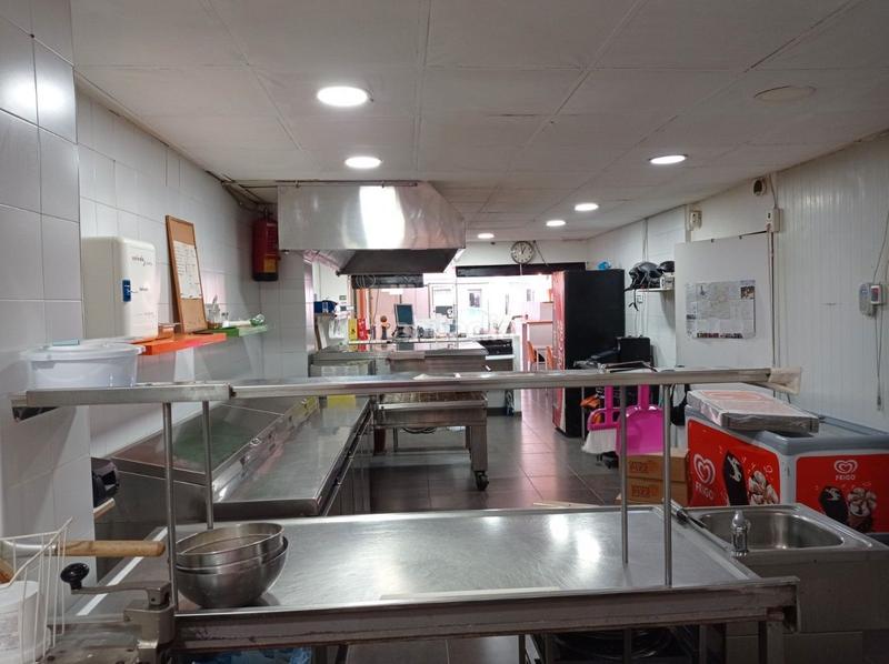 Foto c80c56c9-00a6-49ac-a5cf-d69c48c13733. Traspàs local comercial amb calefacció a Sagnier-Plaça de Catalunya Prat de Llobregat (El)