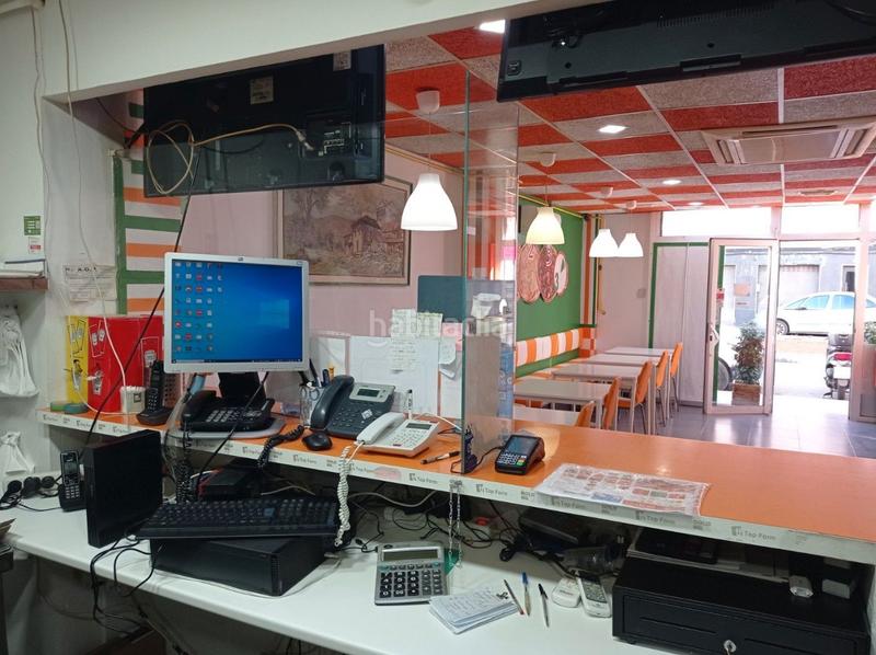 Foto b00fc85a-1e2b-44f9-a0b2-f2a5e86504b8. Traspaso local comercial traspaso restaurante pizzería c3 en Prat de Llobregat (El)