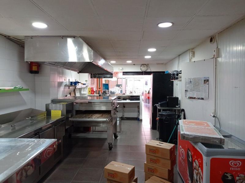 Foto d369aa53-a4ed-4b03-8dfd-2bff380ea565. Traspaso local comercial traspaso restaurante pizzería c3 en Prat de Llobregat (El)