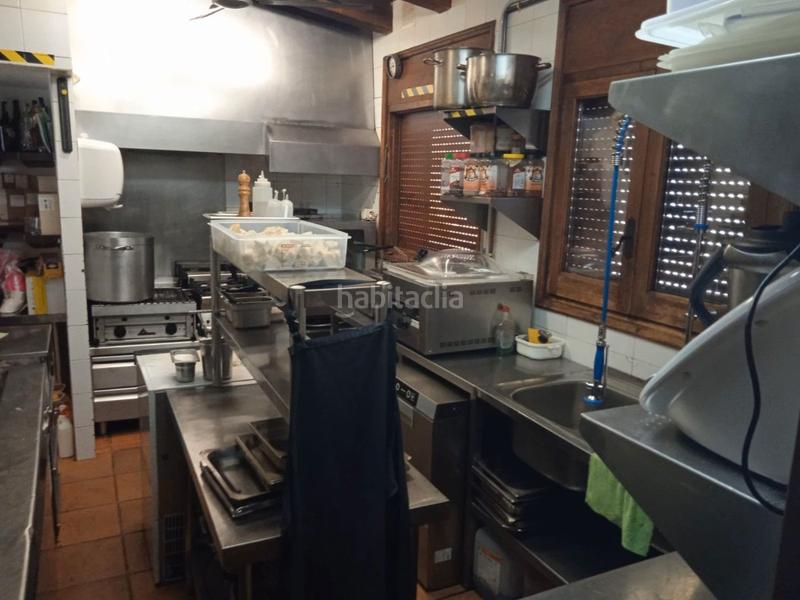 Foto 54f9f015-6a9b-4fa1-b993-add6186019ec. Traspaso local comercial traspaso restaurante en viladrau en Girona
