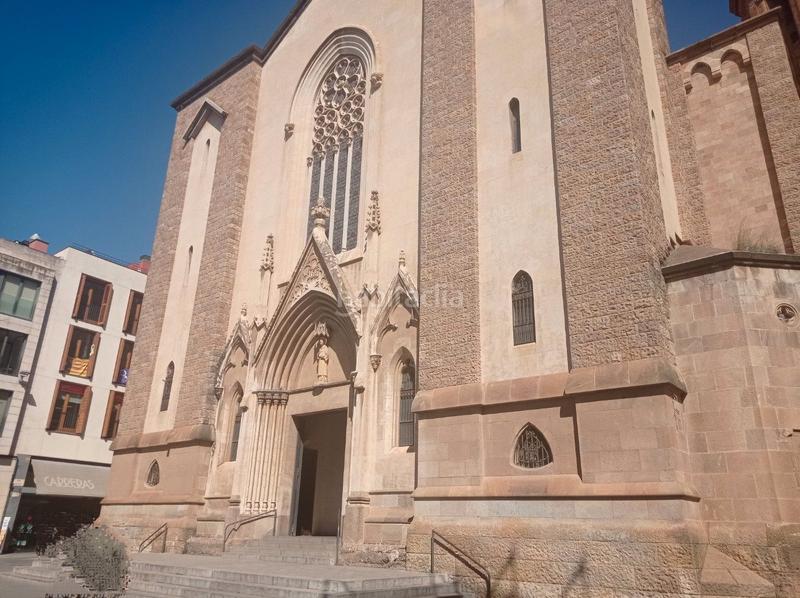 Foto 5faf0940-052d-4be8-b36f-d34e1cb9daf8. Solar industrial a Centre Sabadell