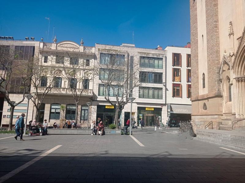 Foto 76c6c7f7-c350-4280-8a72-fea7d26d3691. Solar industrial a Centre Sabadell