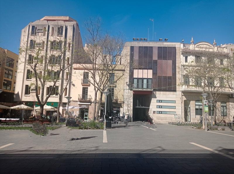 Foto f5d3b0e6-29ed-4cc7-b0c6-e1f9d90be01a. Solar industrial a Centre Sabadell