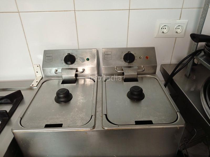 Foto 0df427a2-acfc-46d8-a729-bd0cf3bdef20. Pas-de-porte local commercial avec chauffage dans Sants Barcelona