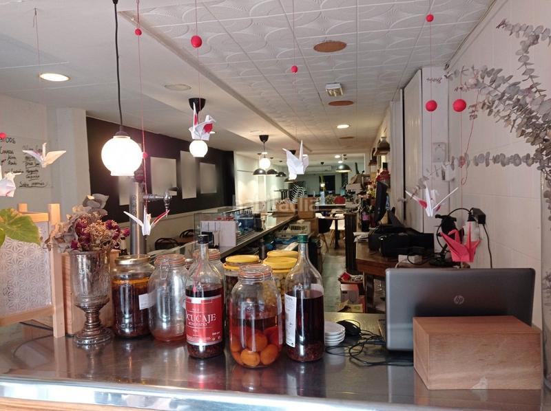 Foto 570cd016-15db-462b-84ca-d1e3b211e9ba. Pas-de-porte local commercial avec chauffage dans Sants Barcelona