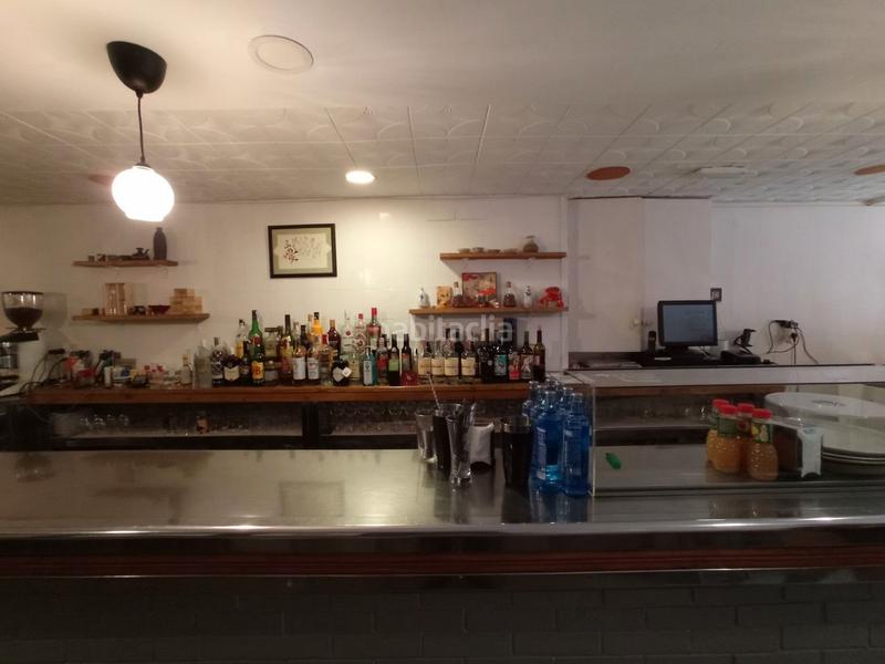 Foto 3bf82ca8-38da-4b43-bef1-d770fc7cec2b. Transfer business premise with heating in Sants Barcelona