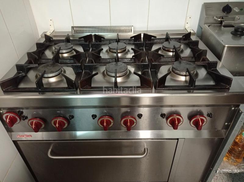 Foto c093e5c4-967f-4448-a753-1f6629967b12. Transfer business premise with heating in Sants Barcelona