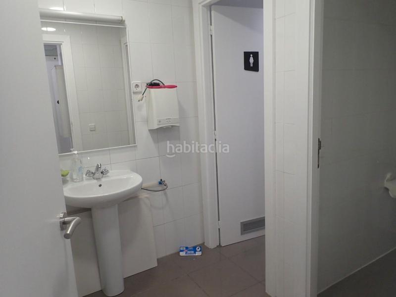 Foto fc7faa6a-be6d-4a2f-bae8-7a5e39f0123e. Local commercial avec chauffage dans Estruch-Eixample Prat de Llobregat (El)
