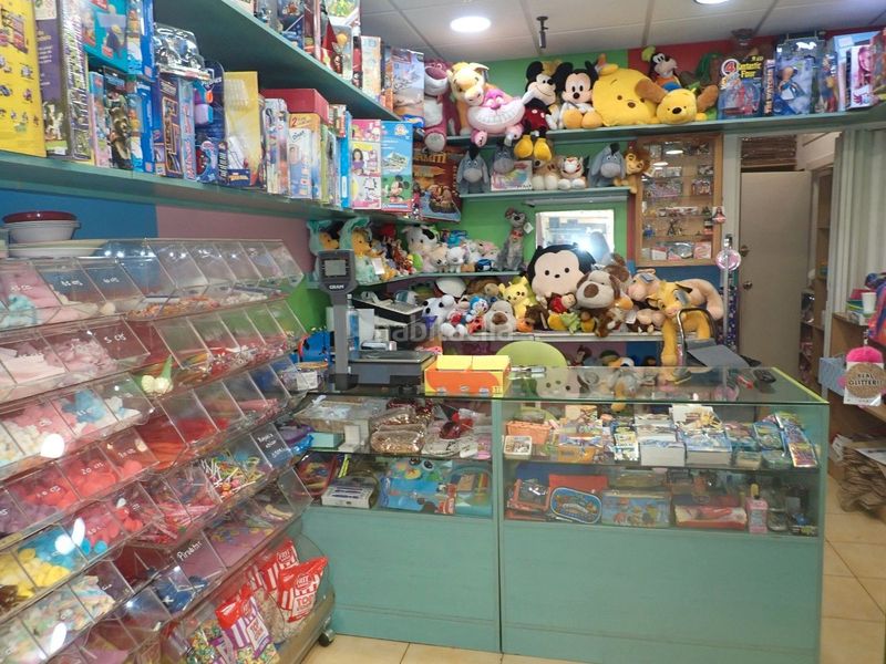 Foto 9fb4f3f3-264a-40ff-ab8f-0eaba25346b0. Local comercial amb calefacció a Estruch-Eixample Prat de Llobregat (El)