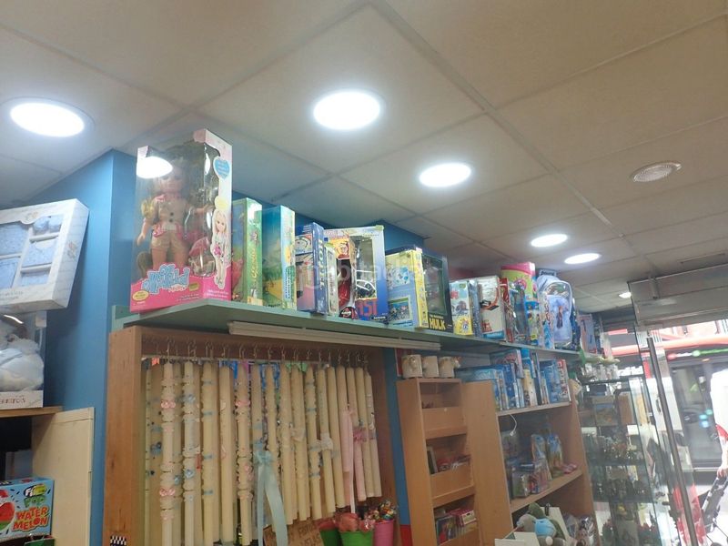 Foto a851ce17-8d0b-4882-b775-6b65619227bf. Local comercial amb calefacció a Estruch-Eixample Prat de Llobregat (El)
