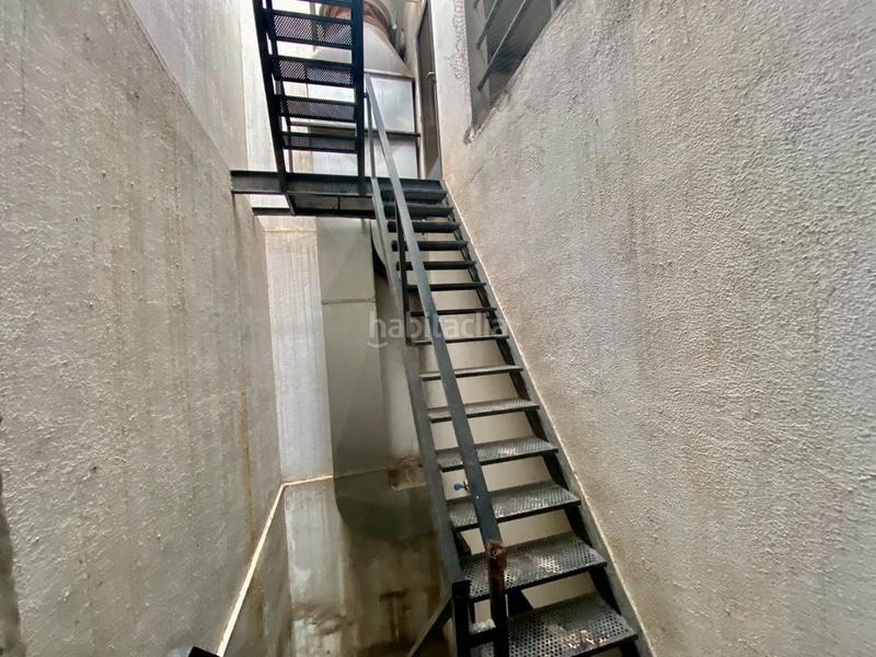 Foto 36717e89-f2c3-48bd-b5de-ede3d3463cfd. Aparcament cotxe a Navas Barcelona