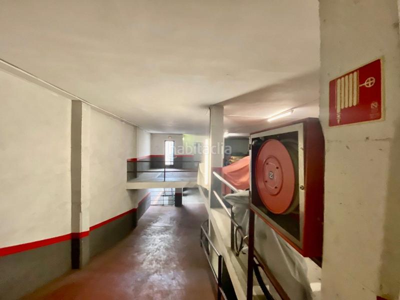 Foto 5fd2a457-9b0d-4453-b56a-6c83c68d5a98. Aparcament cotxe a Navas Barcelona