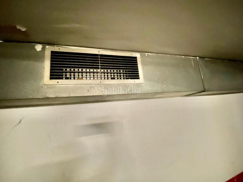 Foto edadac3d-1225-41b2-b70f-4e28b3da38c0. Aparcament cotxe a Navas Barcelona