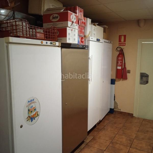 Foto 0f9bf6ed-f2ec-49db-a5a3-6f9ee61f304e. Transfer business premise with heating in Joan Prim Granollers