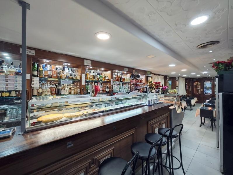 Foto 1a9cf4d0-6fe5-438f-ac50-e62f8c24e11b. Umzug geschäftsraum mit heizung in Dreta de l´Eixample Barcelona