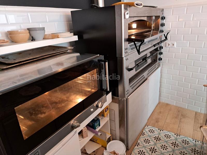 Foto 2c6b60e6-fa0e-4173-bc63-6d4987022673. Pas-de-porte local commercial avec chauffage dans Barri del Centre Terrassa