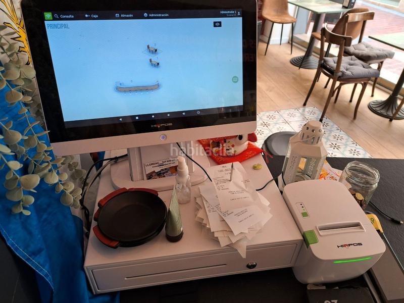 Foto 90fc86ef-6f68-41ef-bae6-2f6829204a9a. Traspàs local comercial amb calefacció a Barri del Centre Terrassa