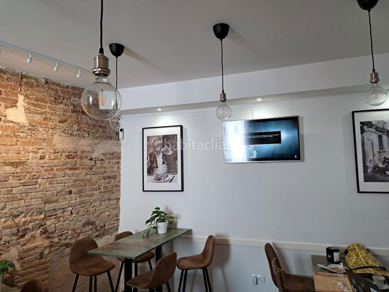 Foto 241aa9da-65e7-4fd0-8582-745d086cf232. Traspaso local comercial traspaso cafetería con terraza en Terrassa