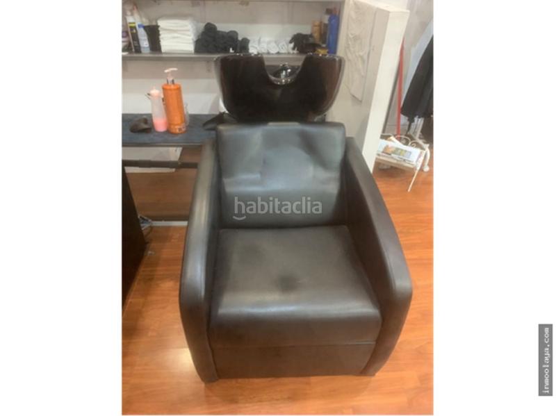 Foto 63ae1209-b51f-4c45-8cf9-3866db14695a. Traspaso local comercial traspaso peluquería en Ca n'Aurell Terrassa