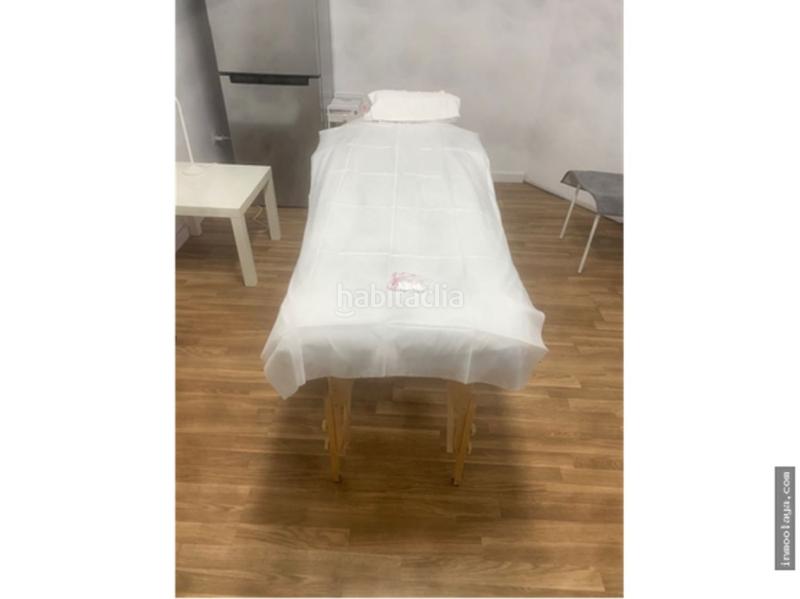 Foto e5b69b62-b6df-4023-9084-4be9bb0594e7. Traspaso local comercial traspaso peluquería en Ca n'Aurell Terrassa