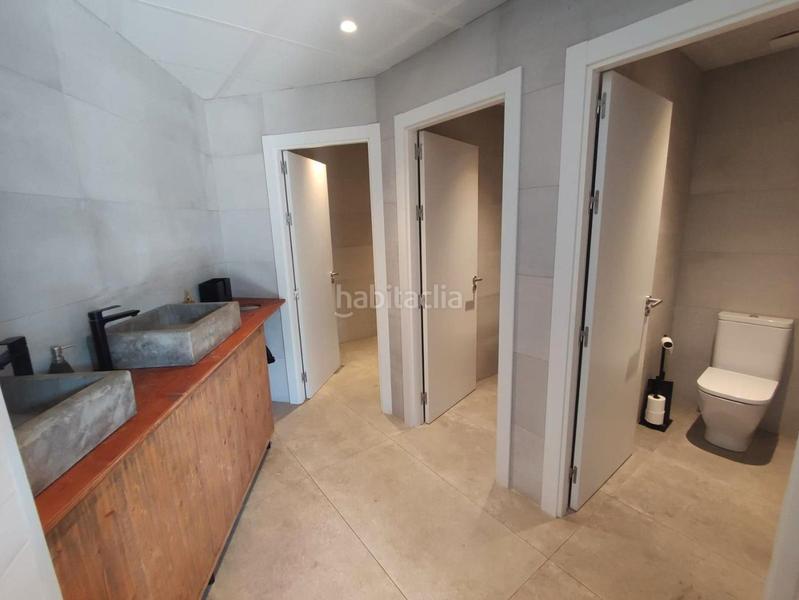 Foto 94f22f03-9e6c-4e73-8474-e5fefef0a392. Traspàs local comercial amb calefacció a Centre-Platja Platja d´Aro