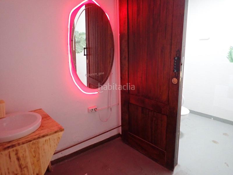 Foto 45754c18-29f9-4d75-9796-e8ad61a0f953. Transfer business premise with heating in Passeig Maragall Gavà