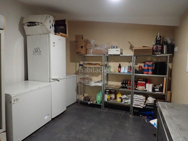 Foto 78cfd5f6-f1c4-4125-ae59-a6bad5b6a62c. Umzug geschäftsraum mit heizung in Passeig Maragall Gavà