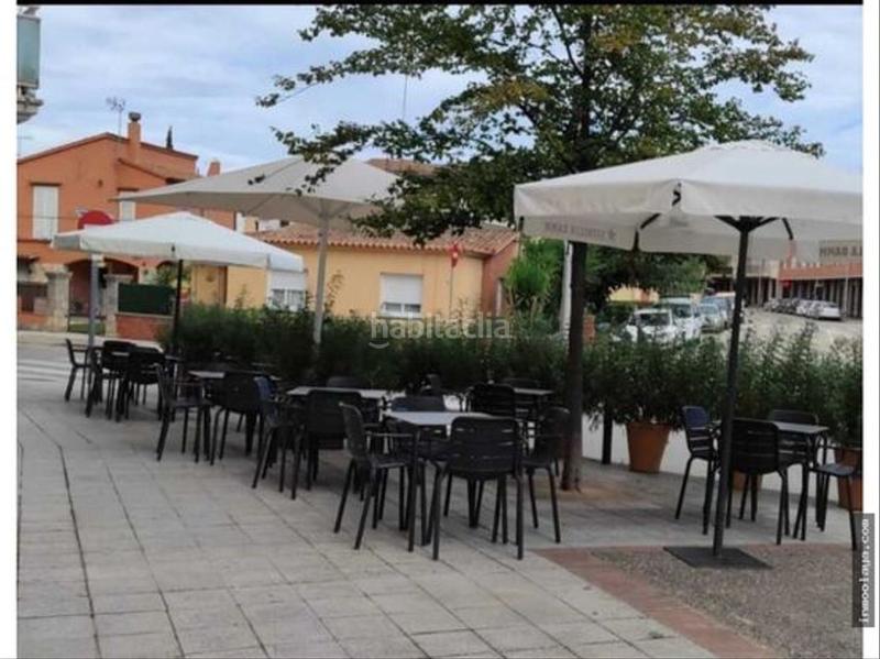 Foto 0f4c086b-9c74-4bed-9e99-4248f2e04850. Traspàs local comercial amb calefacció a Bisbal d´Empordà (La)
