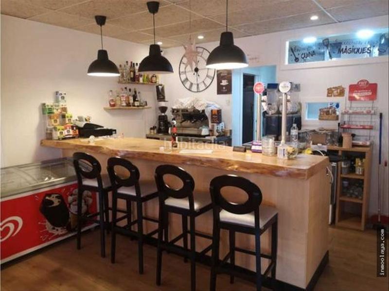 Foto 6ff3914a-5922-4c65-8f55-94aeff5ac7b7. Traspàs local comercial amb calefacció a Bisbal d´Empordà (La)