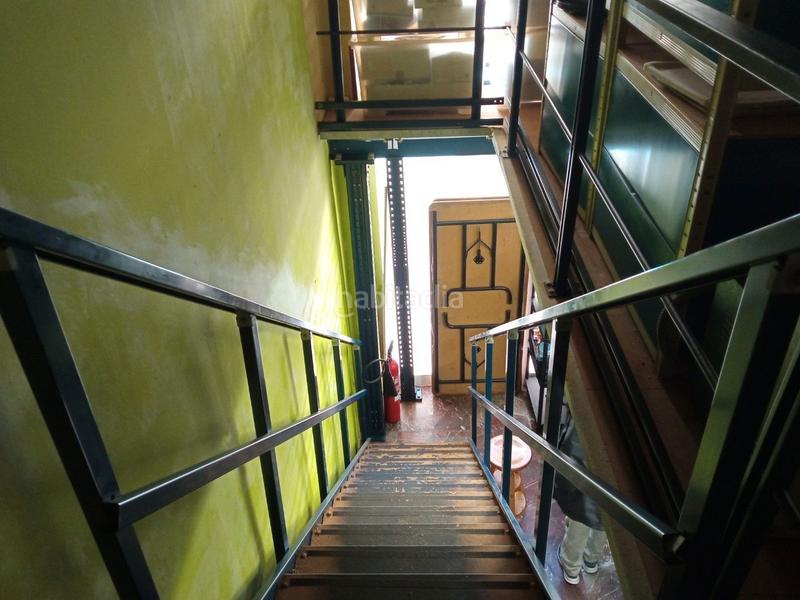 Foto 0c1ea4f8-ea3f-419c-a308-80b85c743777. Traspàs local comercial amb calefacció a Roc Blanc Terrassa