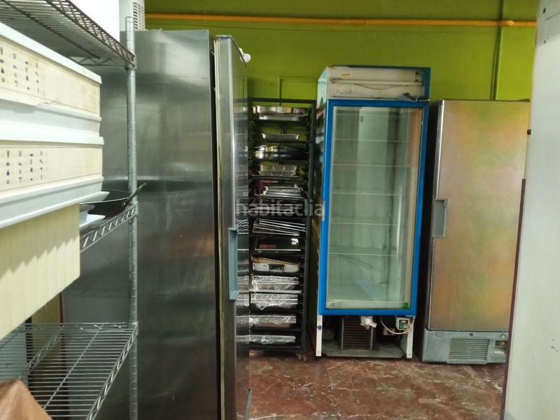 Foto 97e79d0c-782c-4922-adfa-d0b9b7c0a2aa. Traspàs local comercial amb calefacció a Roc Blanc Terrassa