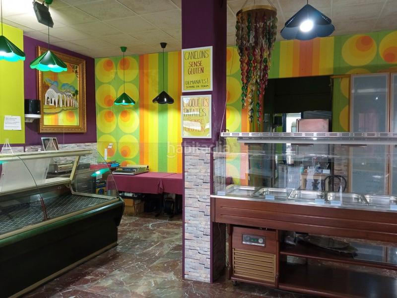 Foto 871c8b03-642c-4948-bacb-6419f965f9a6. Traspaso local comercial traspaso rosticería takeaway en Terrassa