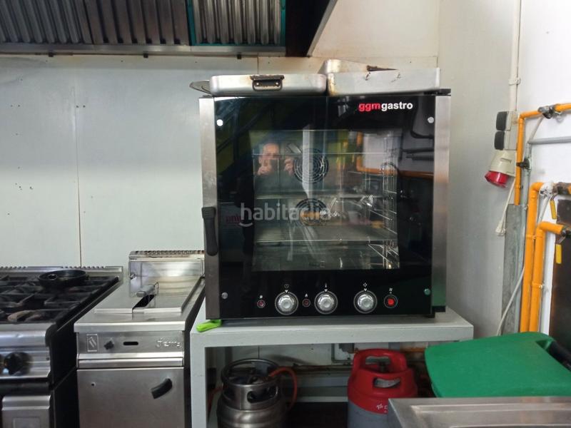 Foto b520397a-0e65-49a2-acbb-0ee0839b6152. Traspaso local comercial traspaso rosticería takeaway en Terrassa