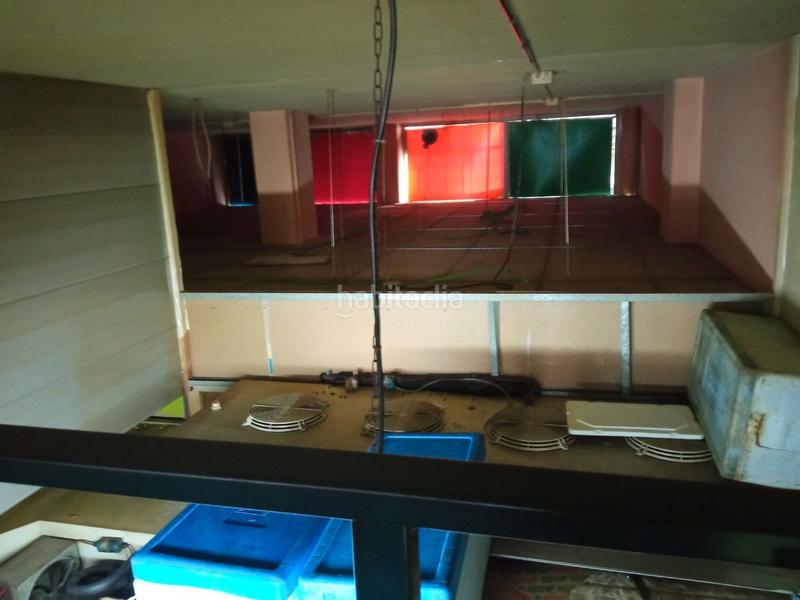 Foto c8186b13-0f24-4b26-9281-3cc94328e1a0. Traspaso local comercial traspaso rosticería takeaway en Terrassa