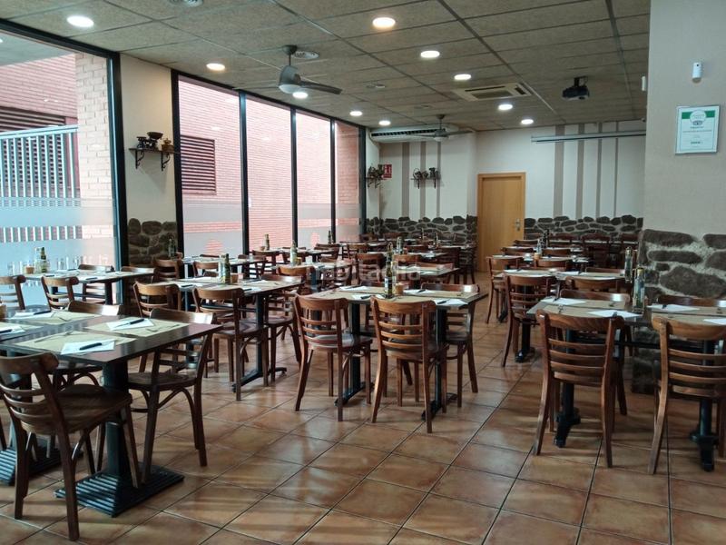 Foto b30d3160-9ca8-4121-bb83-e27574cb5eda. Traspaso local comercial traspaso de bar restaurante en Can Llong, en Sabadell