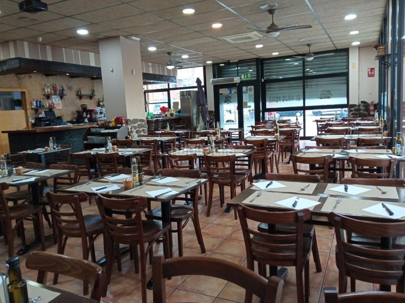 Foto b4eba87a-943e-4b2a-b7d4-14ca54630208. Traspaso local comercial traspaso de bar restaurante en Can Llong, en Sabadell
