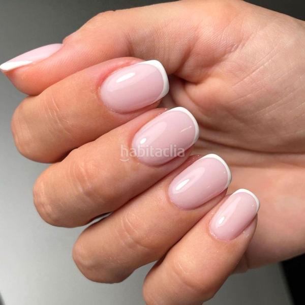 Foto eff0c1b2-e77c-4f6f-ba89-9b9be3379dd5. Traspaso local comercial traspaso centro de estética en Barcelona