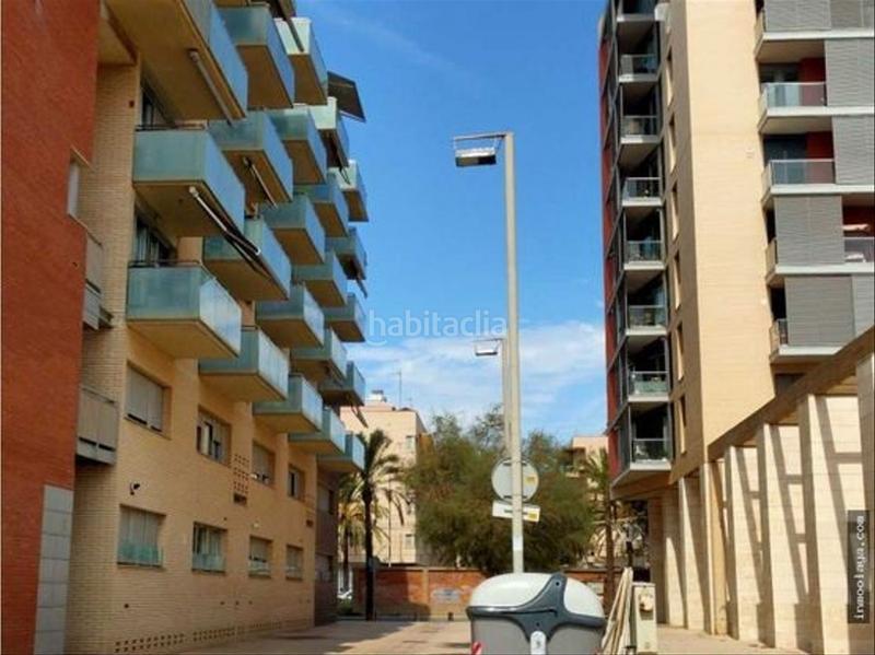 Foto e997f2e3-d05e-4963-95e1-0953f563837a. Traspàs local comercial amb calefacció a Centre Badalona