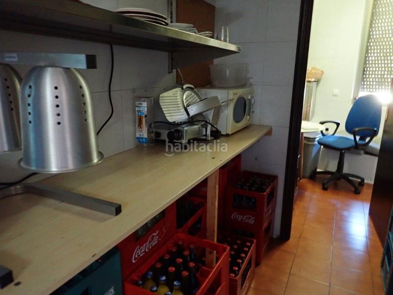 Foto fa2e9420-be41-4fcb-b508-1861112b7e5f. Transfer business premise with heating in Segle XX Terrassa