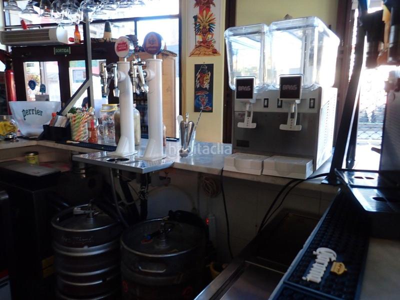 Foto e74b323d-982c-4397-a950-6ef632cecd23. Traspaso local comercial traspaso restaurante en Segle XX Terrassa