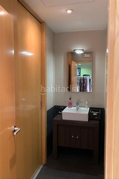 Foto 3aad56b1-4d8d-41a7-98ce-09c6db25a312. Büro mit heizung parking in La Bordeta Barcelona