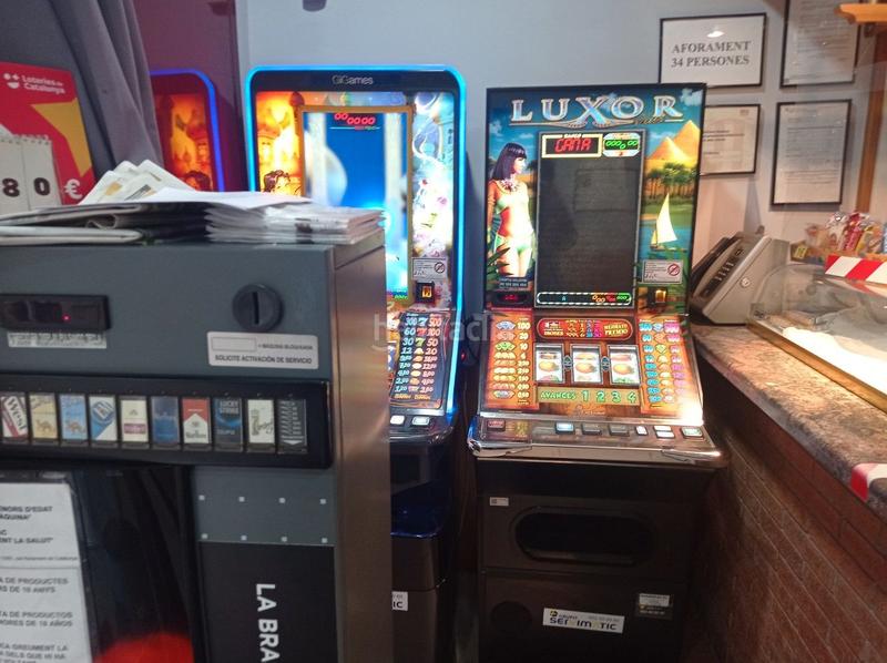 Foto 7b17c117-72cc-46f2-ac60-82c5d9ce39e2. Pas-de-porte local commercial avec chauffage dans Mira-sol Sant Cugat del Vallès