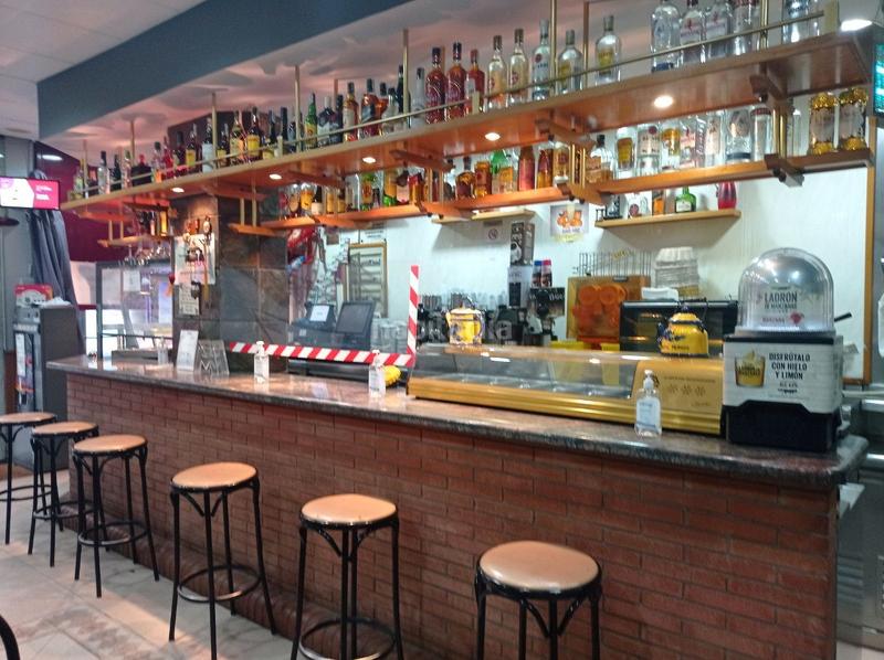 Foto c7a16bbe-dc98-4033-b0ea-e9a0cccd50ed. Traspaso local comercial traspaso de bar sant cugat en Sant Cugat del Vallès