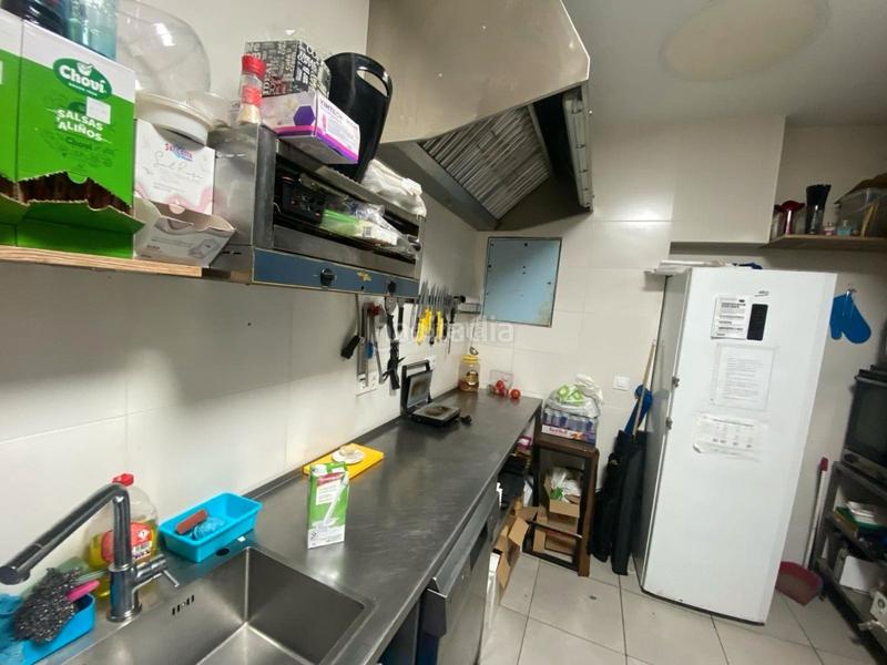 Foto 428c7c1e-5c3d-4cd6-81ab-a124844f701e. Trapasso locale commerciale con riscaldamento in Anglès