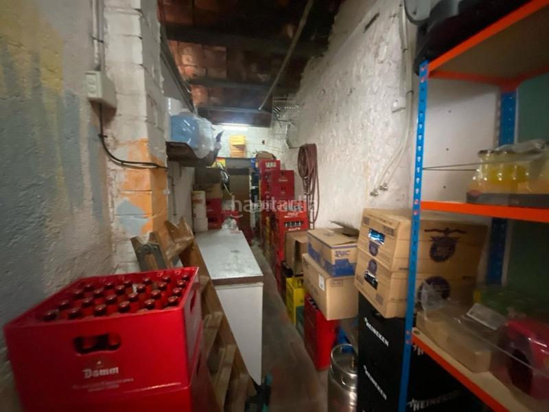 Foto 77fc7c98-1528-442c-a7a9-bab43bd1fc9c. Trapasso locale commerciale con riscaldamento in Anglès